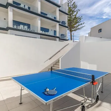 Correeira Luxury Residence T2 B - Albufeira, Pools, Wifi, Bbq, Beach Apartment